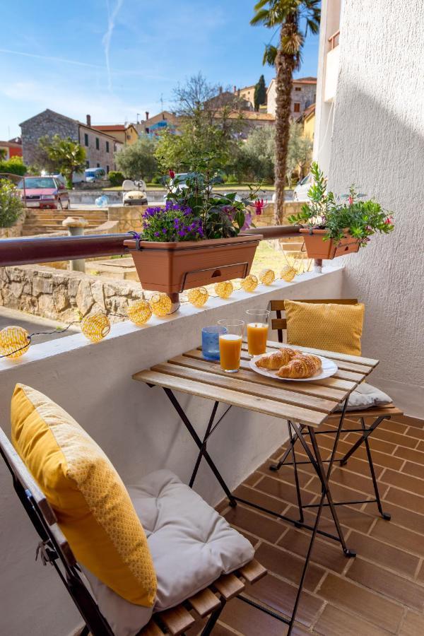 Apartment Papalina Върсар Екстериор снимка
