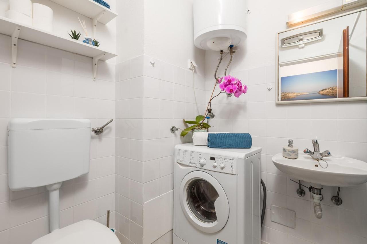 Apartment Papalina Върсар Екстериор снимка